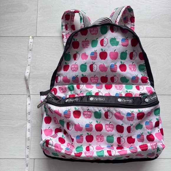 Lesportsac Colourful Backpack The Big Apple NYC - Picture 4 of 7